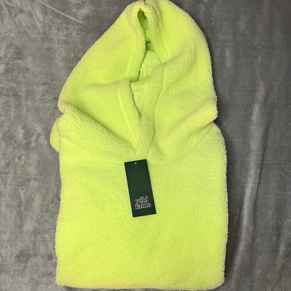 NWT Wild Fable Crop Hoodie